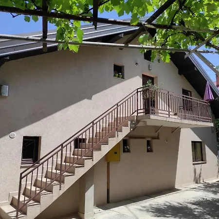 Apartman Adna 公寓 塞拉耶佛